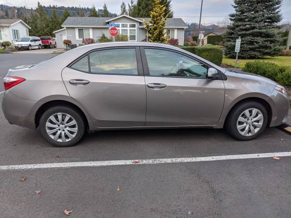 2015 Toyota Corolla - cars & trucks - by owner - vehicle automotive... for sale in Carrolls, OR – photo 2