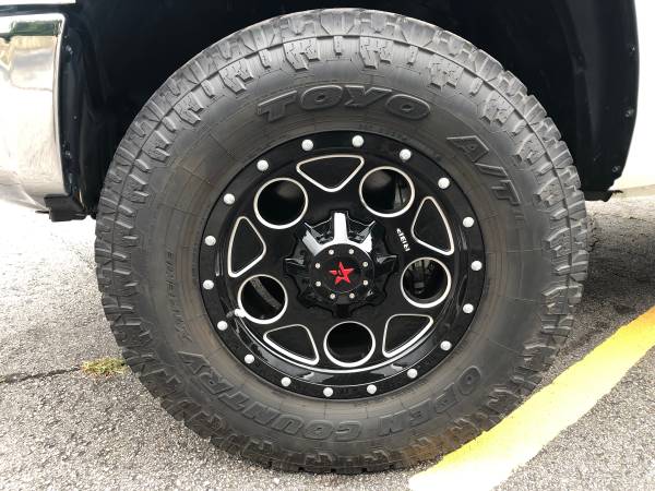 Lifted 2015 Tundra for sale in Norwich, CT – photo 3
