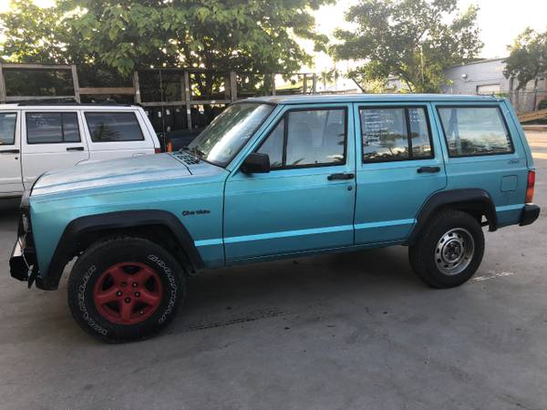 1995 Jeep Cherokee SE 4-Door 4WD for sale in Hollywood, FL – photo 17