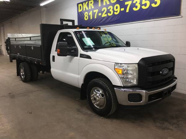 2015 Ford F-350 Reg Cab V8 Contractor Flatbed w/Liftgate ONE for sale in Arlington, TX – photo 3