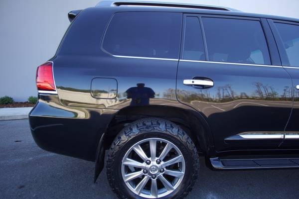 2010 Lexus LX 570 LOW MILES SOUTHERN EXCEPTIONAL CARFAX - cars &... for sale in tampa bay, FL – photo 11
