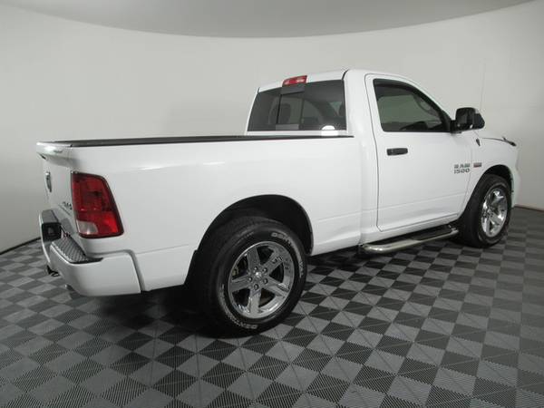 2014 RAM 1500 4WD Reg Cab 120.5" Express 4WD Reg Cab 120.5" for sale in Champaign, IL – photo 7