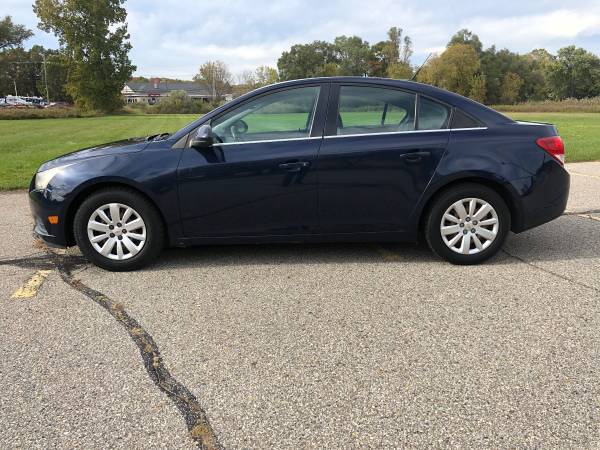 Dependable! 2011 Chevy Cruze LT! Nice! for sale in Ortonville, MI – photo 2