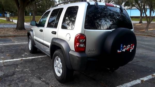 2007 Jeep Liberty 4X4 - cars & trucks - by owner - vehicle... for sale in Dade City, FL – photo 7
