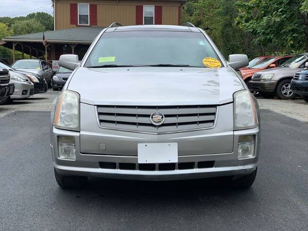2005 Cadillac SRX V6 LOW MILEAGE ( 6 MONTHS WARRANTY ) for sale in North Chelmsford, MA – photo 2