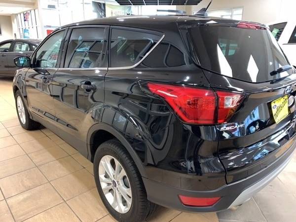 2019 Ford Escape SE - cars & trucks - by dealer - vehicle automotive... for sale in Boone, IA – photo 8