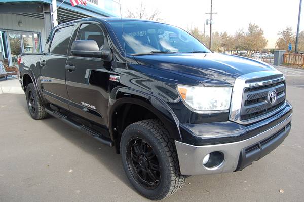 2013 Toyota Tundra SR5, TSS Off-Road, Clean Carfax, 112k, New Tires! for sale in Lakewood, CO – photo 2