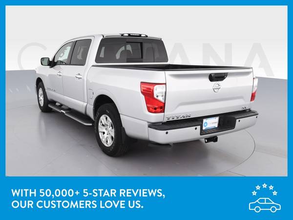 2018 Nissan Titan Crew Cab SV Pickup 4D 5 1/2 ft pickup Silver for sale in Washington, District Of Columbia – photo 6