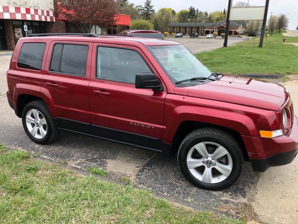 2013 JEEP PATROIT non smoker clean new tires only 75k miles - cars & for sale in Clarkston , MI – photo 7