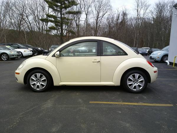 2009 Volkswagen New Beetle Coupe 2dr Auto S PZEV Inspected - cars & for sale in Hooksett, NH – photo 8