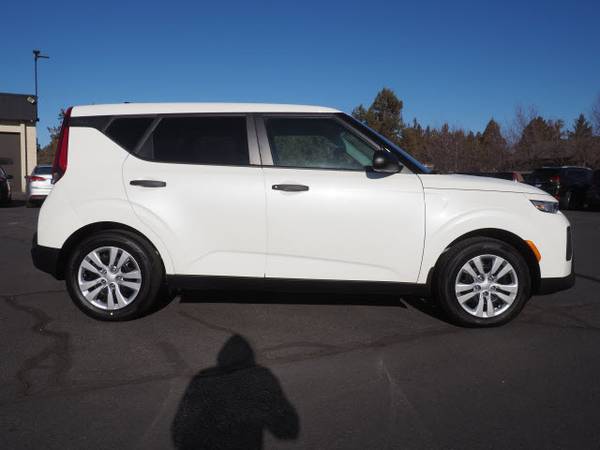 2021 Kia Soul LX - - by dealer - vehicle automotive sale for sale in Bend, OR – photo 3