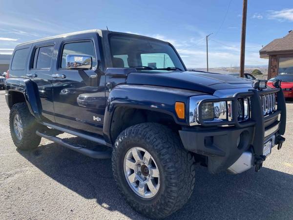 2008 HUMMER H3 Base - cars & trucks - by dealer - vehicle automotive... for sale in Brighton, WY – photo 2