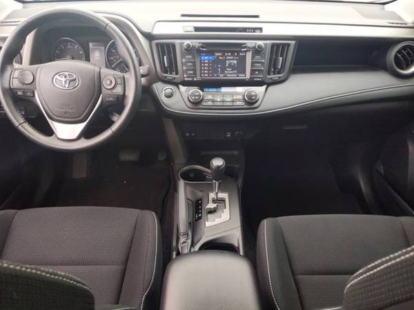 2018 Toyota RAV4 XLE SKU: JW425608 SUV - - by dealer for sale in Mobile, AL – photo 18
