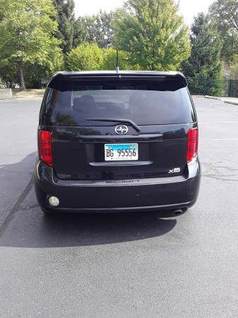 Toyota Scion XB 2010 - cars & trucks - by owner - vehicle automotive... for sale in Downers Grove, IL – photo 4