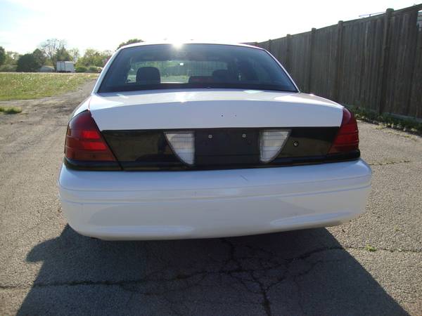 2009 Ford Crown Victoria (1 Owner/Excellent Condition/Low Miles) for sale in Northbrook, WI – photo 7