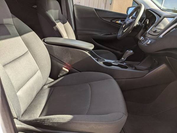 2018 Chevrolet Malibu LS SKU: JF149000 Sedan - - by for sale in Corpus Christi, TX – photo 20