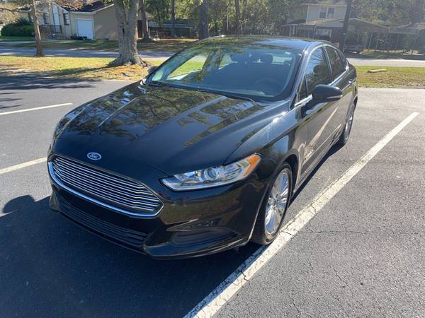 2015 FORD FUSION SE HYBRID $7000 OBO (financing available) - cars &... for sale in Summerville , SC – photo 2