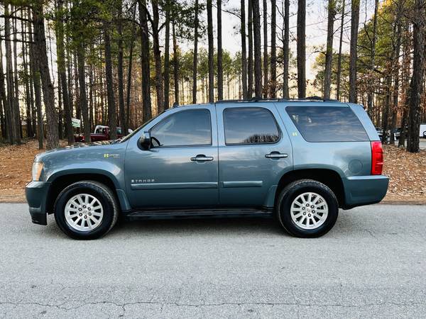 2009 CHEVROLET TAHOE 4WD - - by dealer - vehicle for sale in Oilville, VA