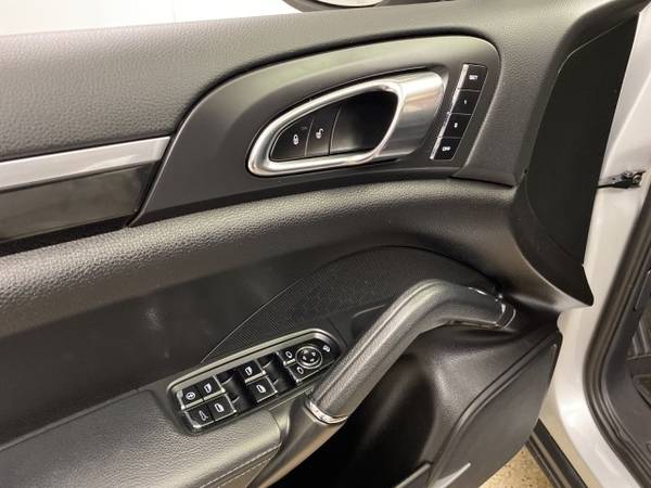 2012 Porsche Cayenne - - by dealer - vehicle for sale in Akron, OH – photo 19
