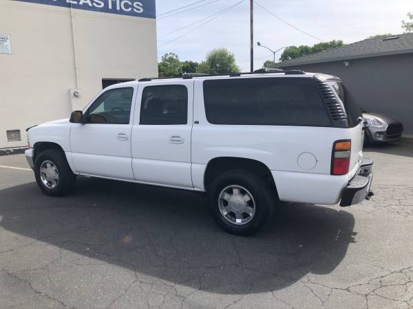 2006 Chevy Suburban 1500 LT 4wD 164k miles - - by for sale in Stockton, CA – photo 6