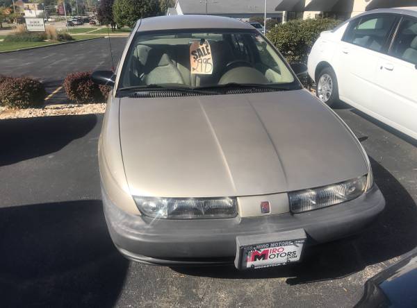 1997 SATURN S-SERIES SL1 - cars & trucks - by dealer - vehicle... for sale in Woodstock, IL – photo 3