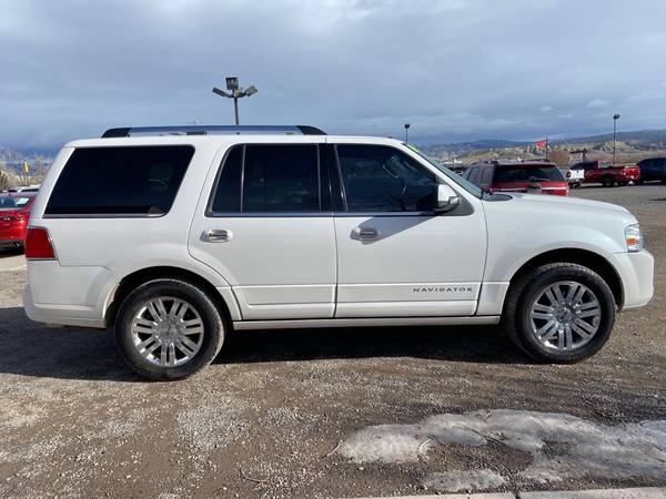 2011 Lincoln Navigator 2WD, 3rd Row, Leather, Sunroof, Heated Seats for sale in MONTROSE, CO – photo 8