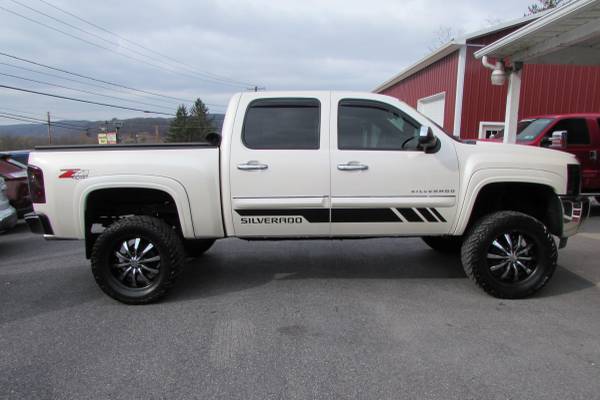 2013 CHEVY 1500 4X4 CREW LIFTED SHARP CLEAN (ALL CREDIT OK) - cars &... for sale in Linden, PA – photo 4