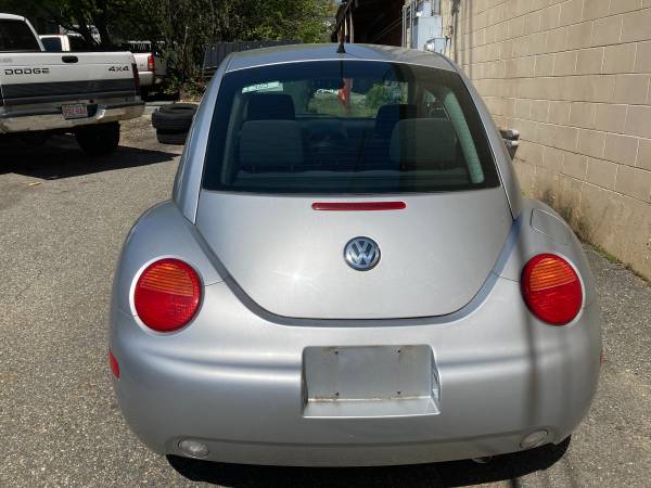 2004 VW new beetle GLS, 5 speed, low miles, sunroof for sale in Peabody, MA – photo 5