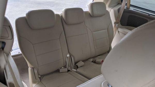 2009 Volkswagen Routan SEL 4dr Mini Van w/ RSE - cars & trucks - by... for sale in Youngstown, OH – photo 6