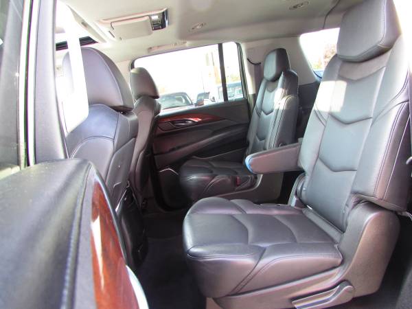 2016 CADILLAC ESCALADE ESV LUXURY**SUPER CLEAN**LOW MILES**FINANCING A for sale in redford, MI – photo 20