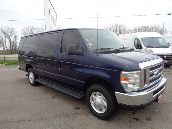 2008 FORD 15-PASS CARGO VAN 22, xxx ACTUAL MILES Give the King a for sale in Savage, MN – photo 2