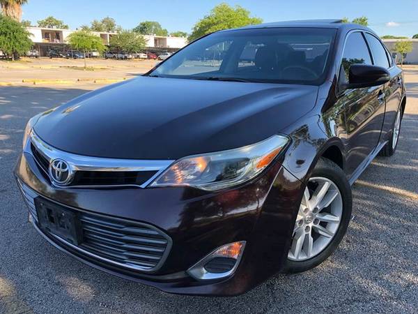 TOYOTA AVALON XLE--2014-- EVERYONE APPROVED!! SUNROOF,NAV,CAMERA,LEATH for sale in Houston, TX – photo 2