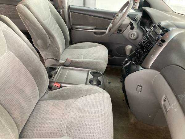 2008 Toyota Sienna (Financing Available) - cars & trucks - by dealer... for sale in Sacramento , CA – photo 7