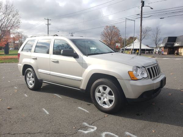 2010 JEEPGRAND CHEROKEE 4X4 LAREDO PKG. - cars & trucks - by dealer... for sale in Agawam, CT – photo 7