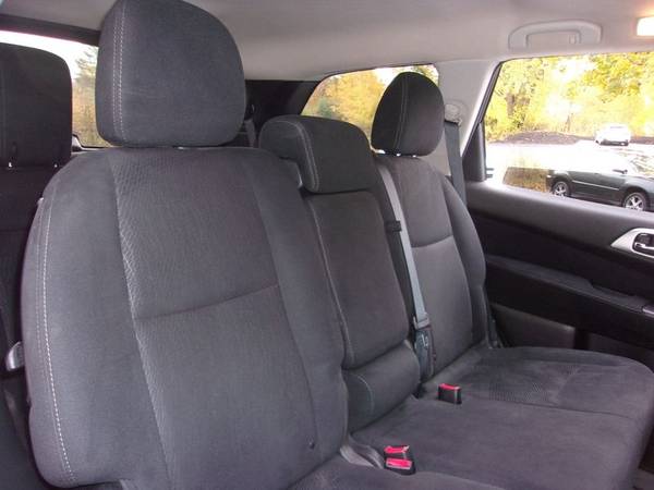 2013 Nissan Pathfinder SV 4WD, 63k Miles, Auto, Grey, P.Roof, DVD,... for sale in Franklin, VT – photo 12