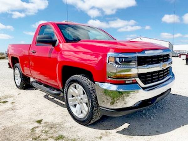 2018 Chevy Silverado 4x4 - - by dealer - vehicle for sale in Other, MO – photo 3