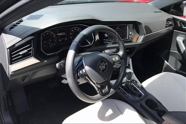 2019 Volkswagen Jetta Certified VW R-Line Auto w/SULEV Sedan - cars... for sale in Honolulu, HI – photo 14