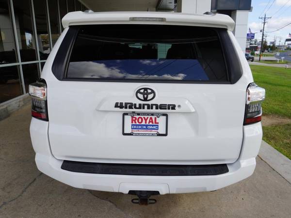2018 Toyota 4Runner SR5 2WD hatchback Super White - cars & trucks -... for sale in Baton Rouge , LA – photo 6