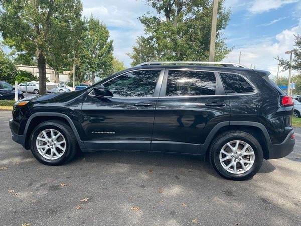 15 Jeep Cherokee Latitude MINT CONDITION-FREE WARRANTY-CLEAN TITLE-... for sale in Gainesville, FL – photo 3