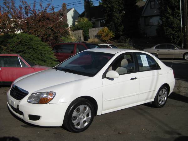 2008 KIA SPECTRA AUTOMATIC LOW MILES NON SMOKER - cars & trucks - by... for sale in Seattle, WA – photo 8