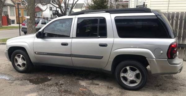 2004 Chevrolet Trailblazer 4x4 - cars & trucks - by owner - vehicle... for sale in Chicago, IL – photo 3