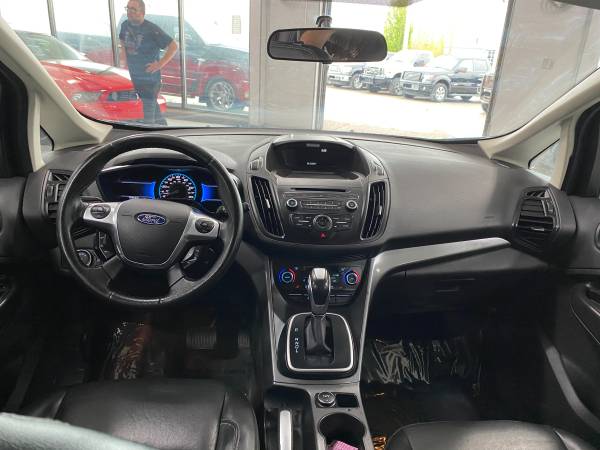 2017 Ford C-MAX Hybrid SE - - by dealer - vehicle for sale in Springfield, IL – photo 12