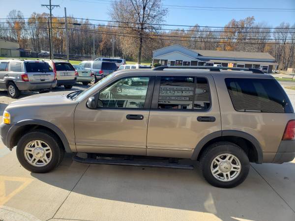 2003 Ford Explorer, V6, 4x4, only 106k mikes - cars & trucks - by... for sale in Ravenna, OH – photo 3