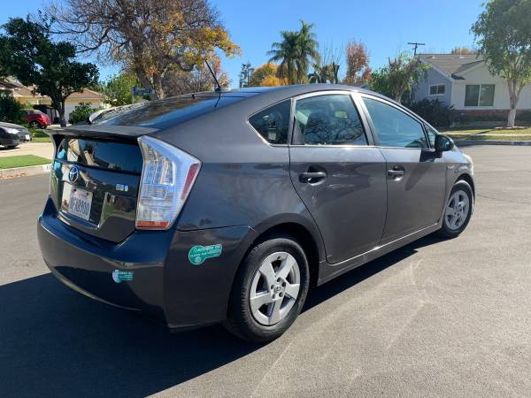 2010 toyota prius 71k miles carfax - cars & trucks - by owner -... for sale in Valencia, CA – photo 4