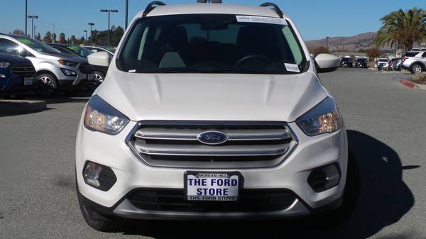 2018 Ford Escape SE! AWD/Reverse Cam/Bluetooth! Only 43k Miles! -... for sale in Morgan Hill, CA – photo 2
