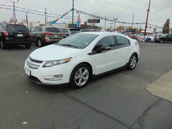 2013 CHEV VOLT LOW MILES - cars & trucks - by dealer - vehicle... for sale in Medford, OR – photo 7