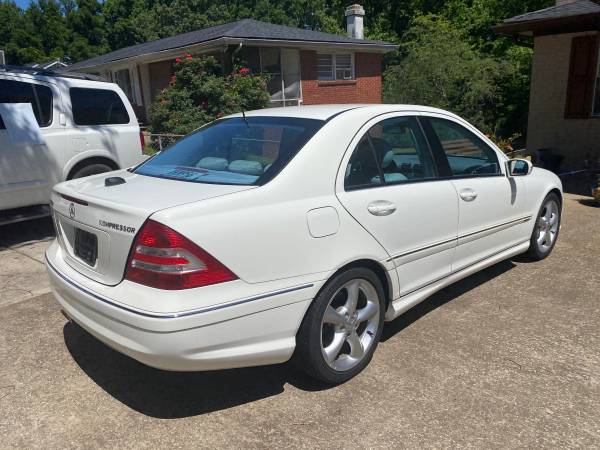 Super Clean Mercedes-Benz 2005 C230 - - by dealer for sale in Austell, GA – photo 7