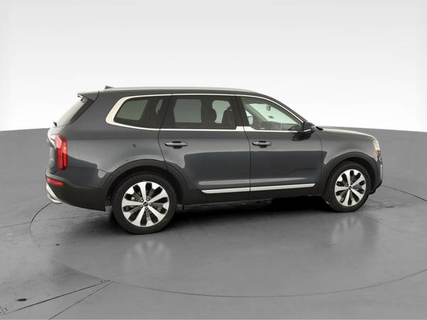 2020 Kia Telluride S Sport Utility 4D suv Gray - FINANCE ONLINE -... for sale in Worcester, MA – photo 12