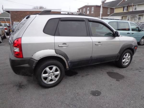 SALE! 2005 HYUNDAI TUCSON GLS, 4X4, PA INSPECTED, CLEAN CARFAX for sale in Allentown, PA – photo 9