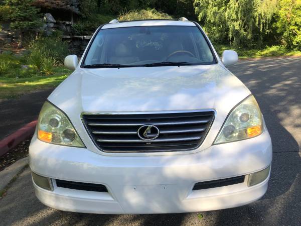 2005 Lexus GX470 4WD --Affordable Luxury, Third Row, Clean title-- -... for sale in Kirkland, WA – photo 2